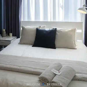  Accommodatie bij particulieren Chic With Bathroom - Terrace & Free Parking