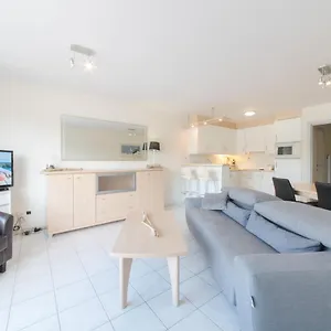 Appartement Studio By Interhome Bredene