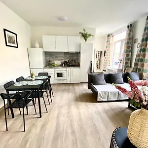 сarnot Zoo Area Apartament Antwerpia