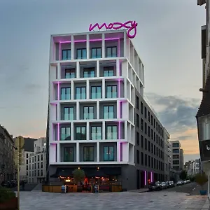 Moxy Center בריסל
