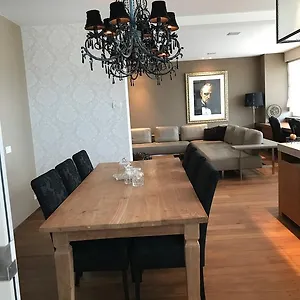 Appartement Long Beach Ii Aan Zeedijk Met Sauna Middelkerke