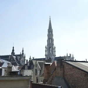 Super Flat Next Grand Place Appartamento